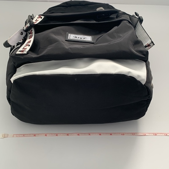 GIRLS BLACK BACKPACK BY ARYA - Picture 9 of 11